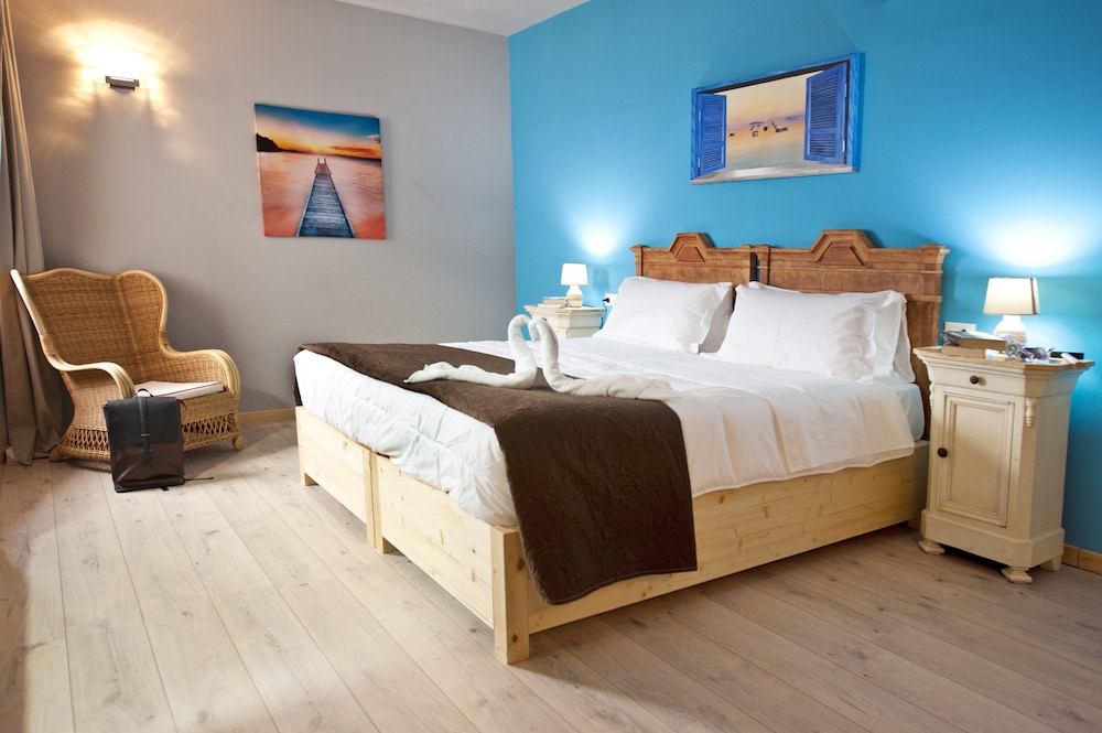 Suite, Private Bathroom, Sea View photo 2