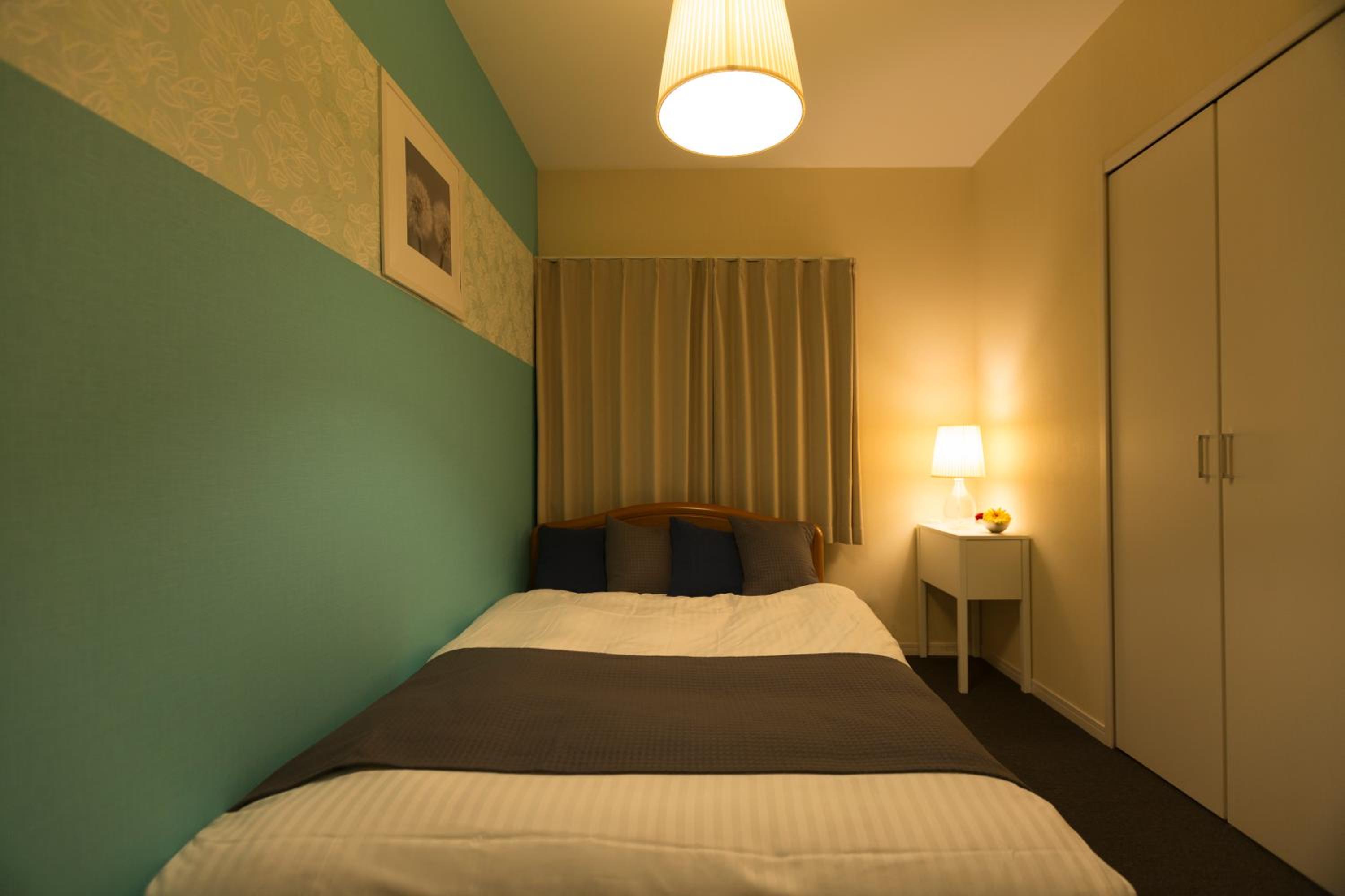 Studio Apartment photo 1