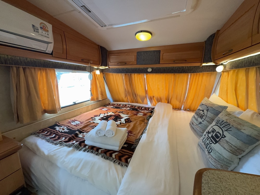 Campervan Riverfront for 2 - Photo 13