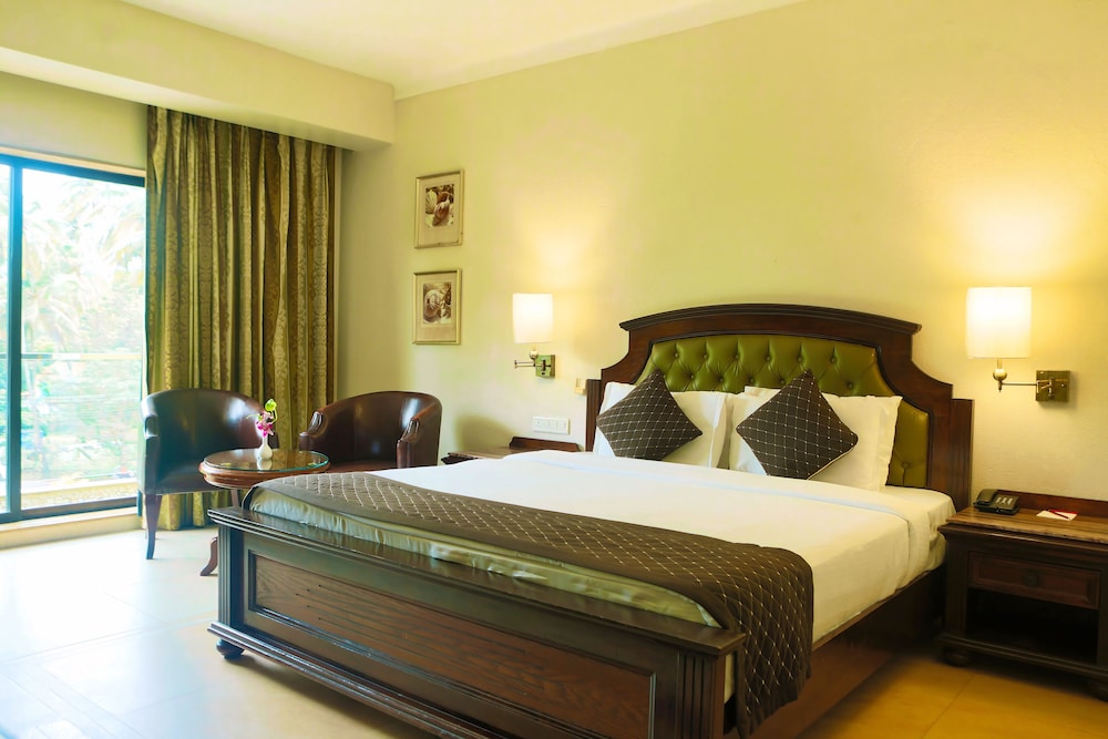 Deluxe Room - Photo 8