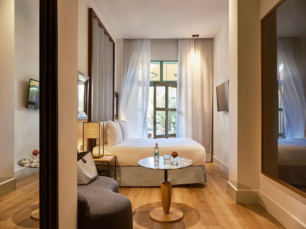 Deluxe Double Or Twin Room, Terrace, Courtyard View (Pulitzer Terrace)