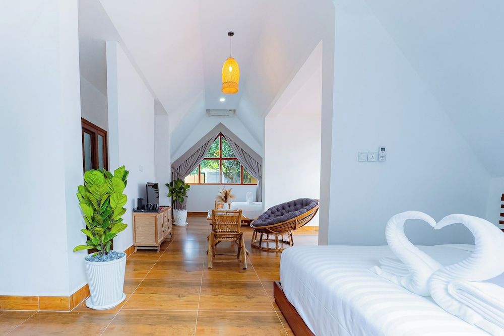 Deluxe Twin Room, Balcony, Garden View