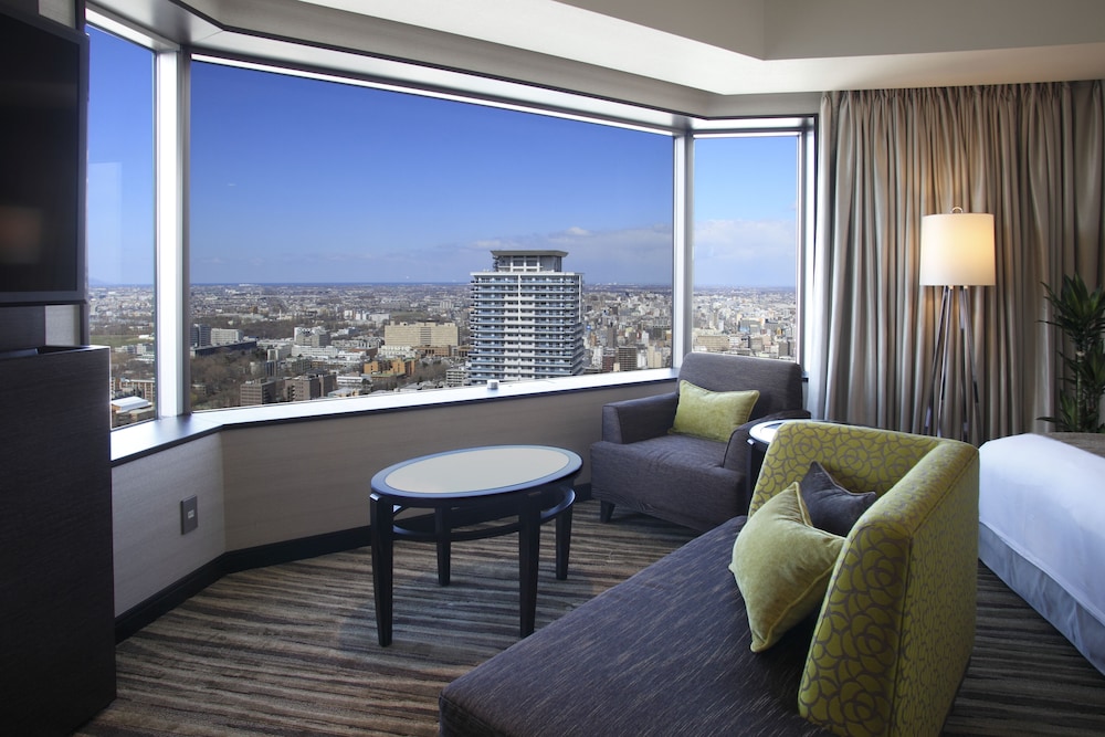 Executive Corner Deluxe Twin High Floor (above 31st) with Spa Access, Non-Smoking photo 2