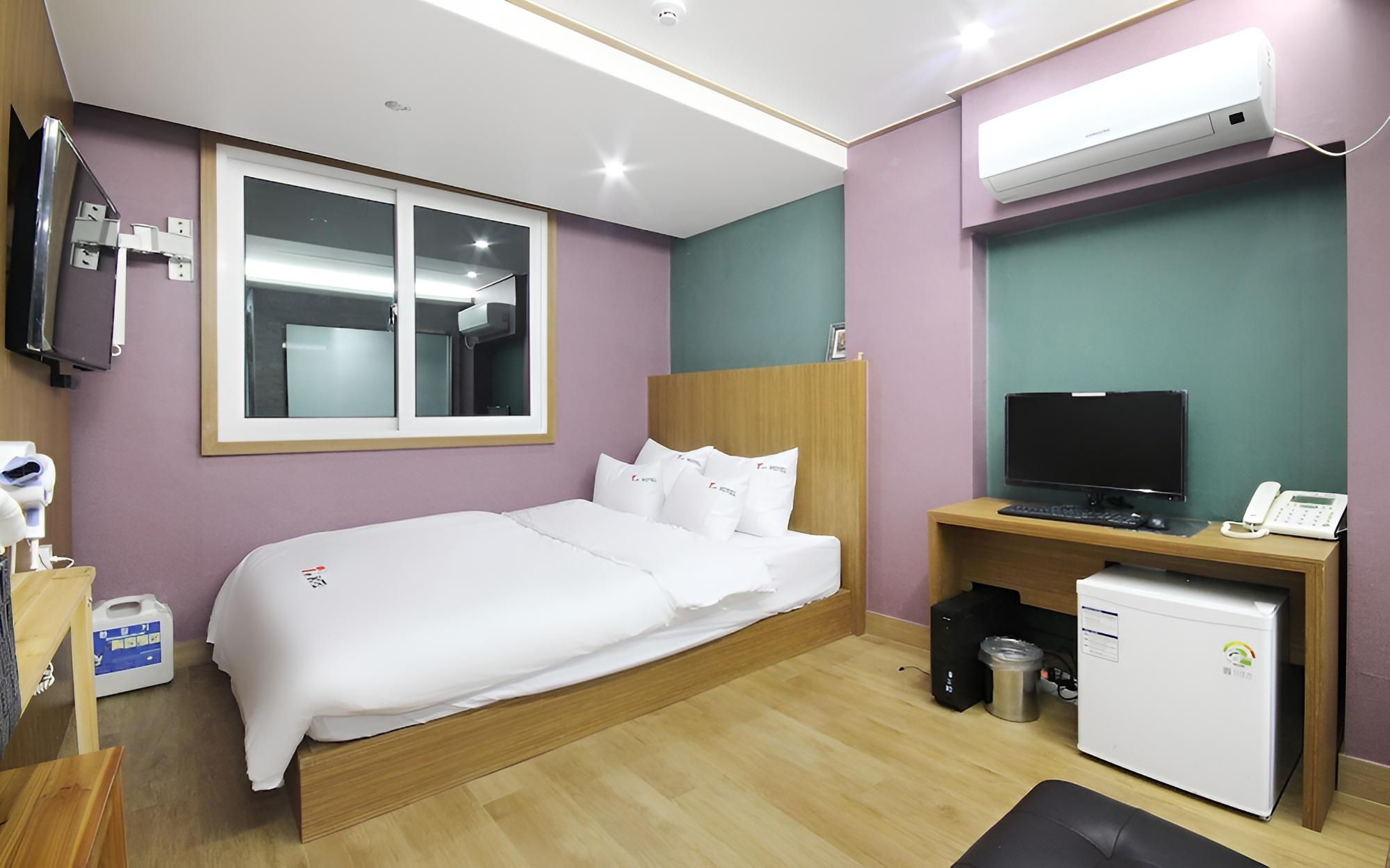 Room (Standard room) - Photo 4