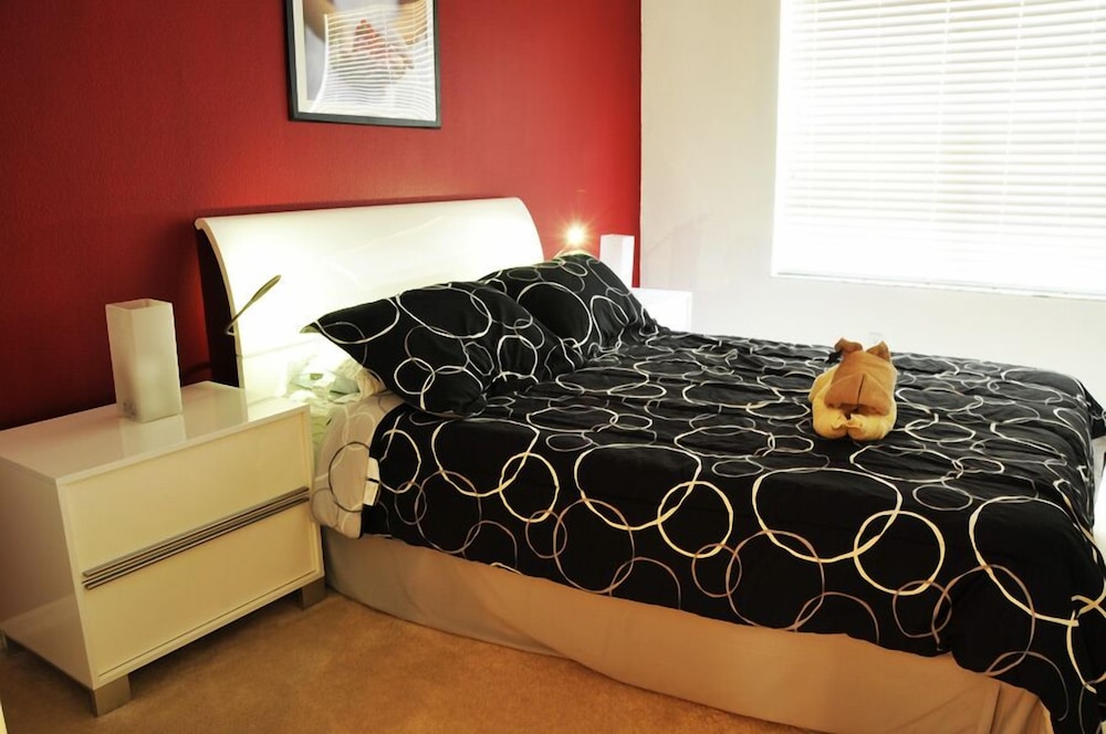 Family Villa, Multiple Bedrooms, Garden Area