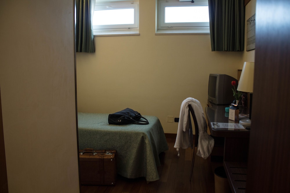 Economy Room, 1 Twin Bed, Annex Building photo 2