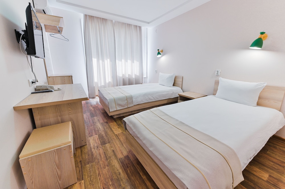 Standard Twin Room photo 1