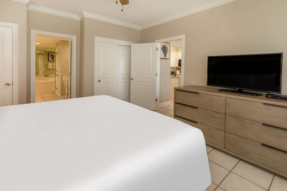 Apartment, 3 Bedrooms, Non Smoking photo 1