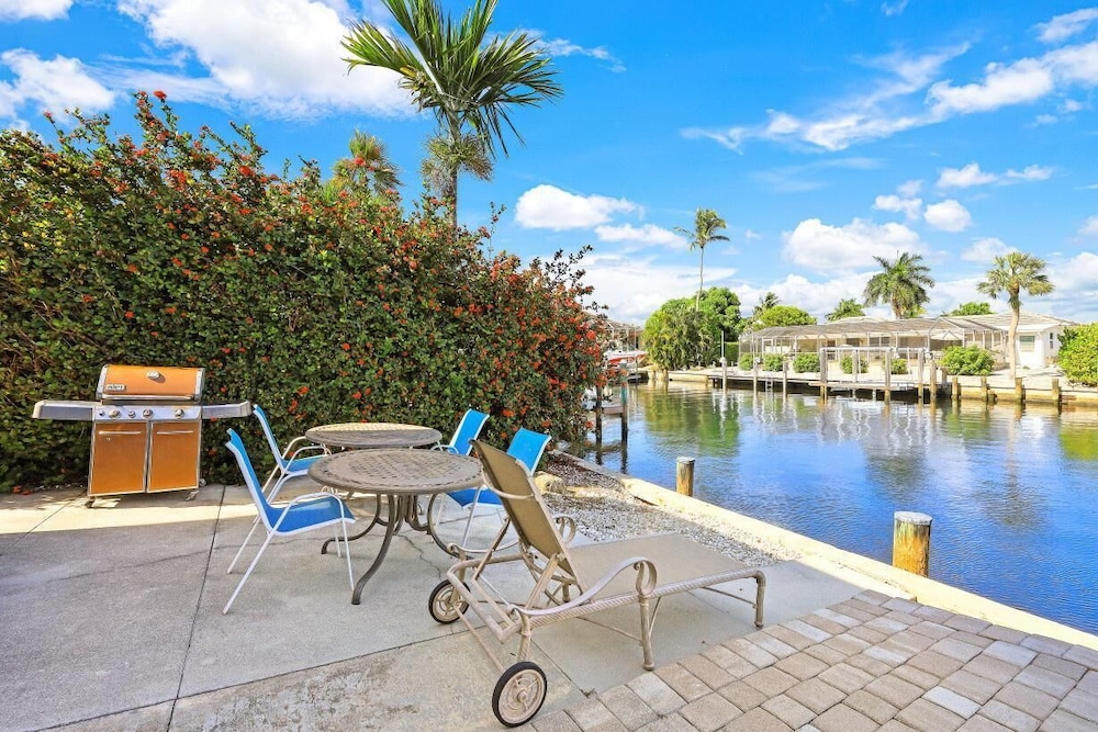 House, Multiple Beds (775 Willow Court)