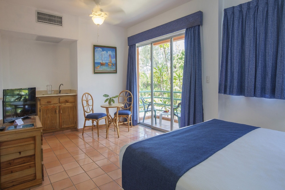 Standard Double Room - Photo 3