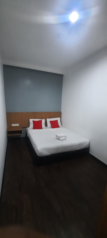 Deluxe Double Room, 1 Queen Bed photo 2