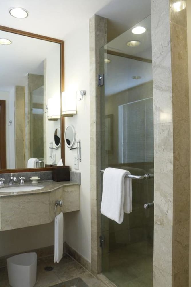 Classic Room (King) - Photo 2