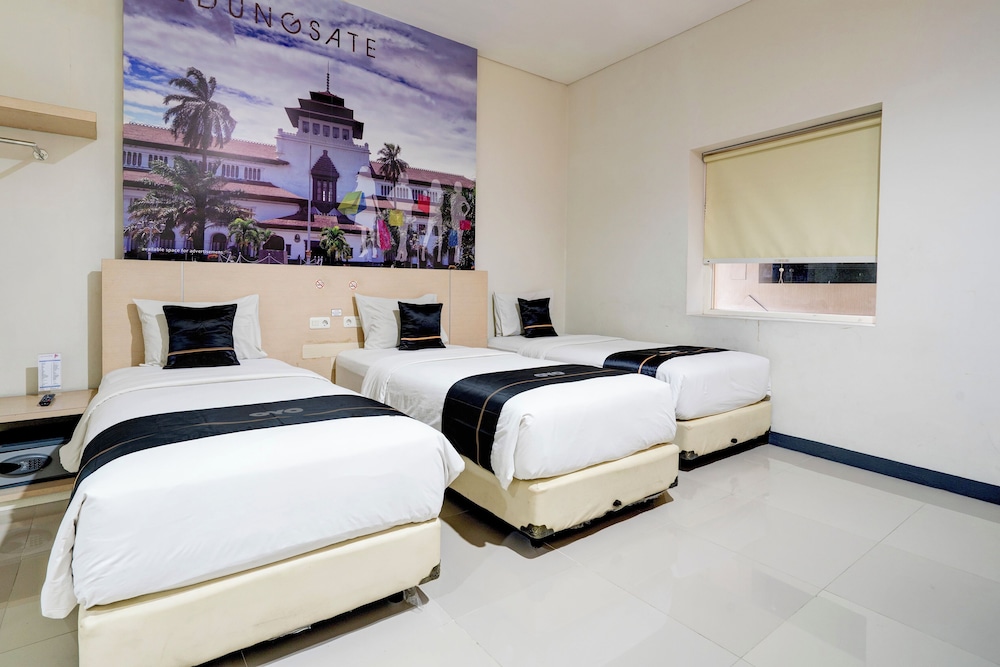 Standard Suite, Multiple Beds