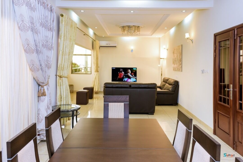 Elite Duplex photo 2