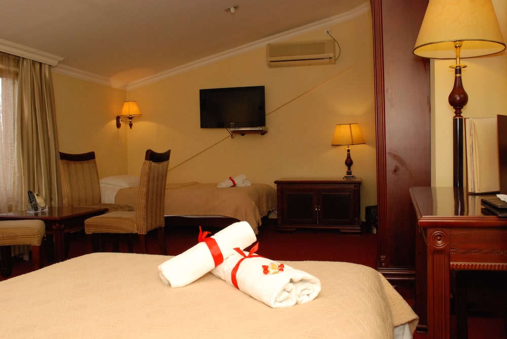 Triple Room - Photo 7