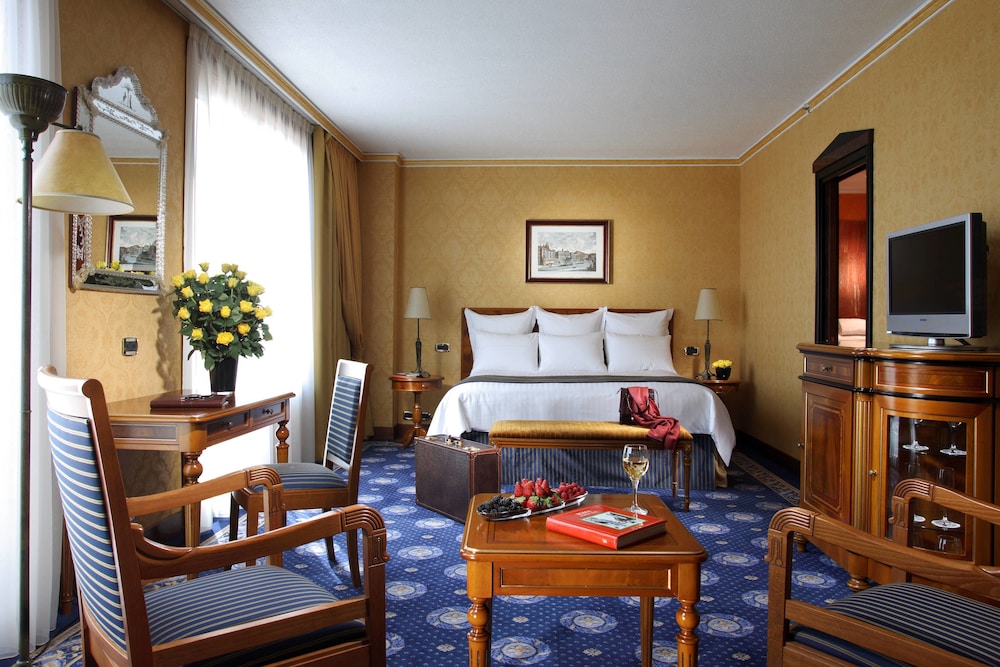 Junior Suite, 1 King Bed