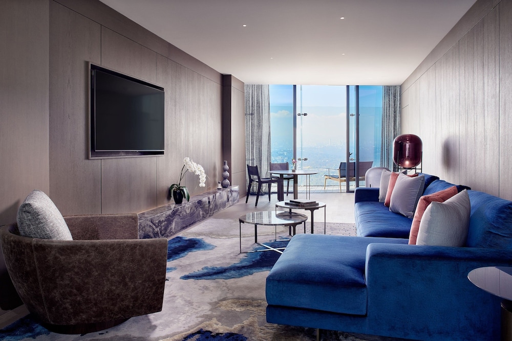 Royal Suite, 1 King Bed, Park View