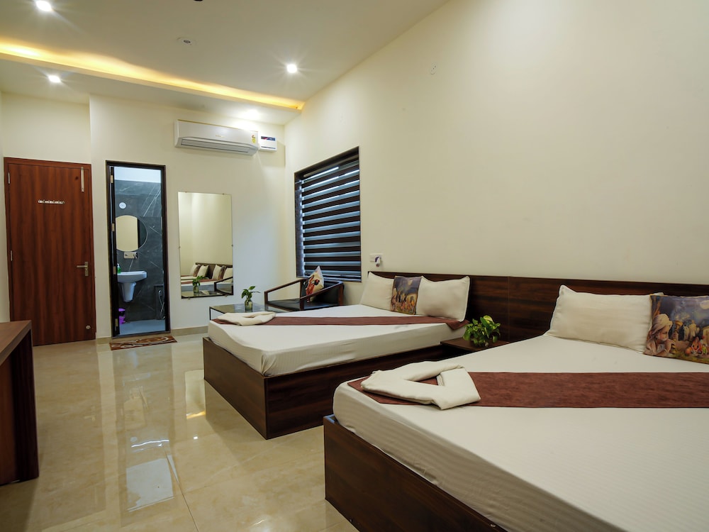 Family Quadruple Room, City View