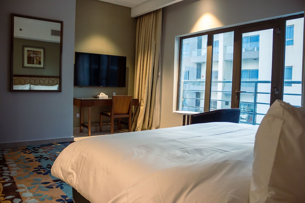 King Suite City View - Photo 7