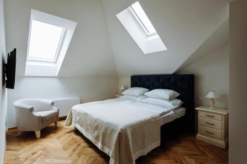 Elegant Suite 4