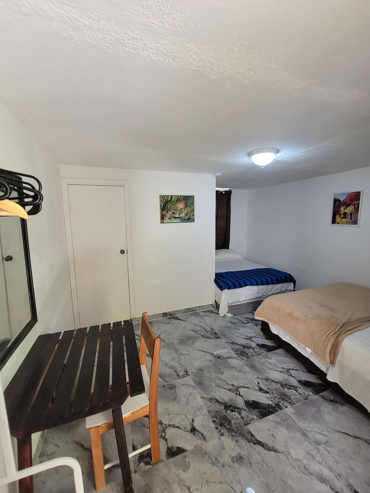 Standard Room, 2 Double Beds
