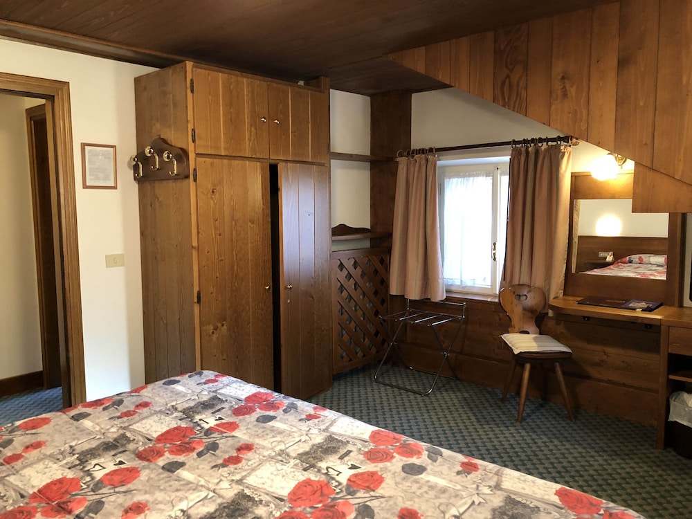 Junior Suite, Balcony, Mountain View photo 3