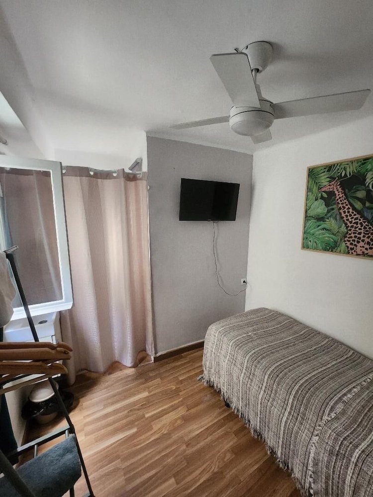 Economy Single Room