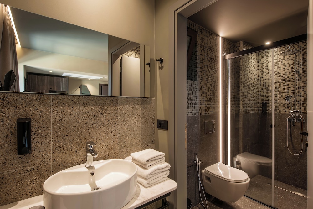 Superior Double Room Single Use - Photo 3