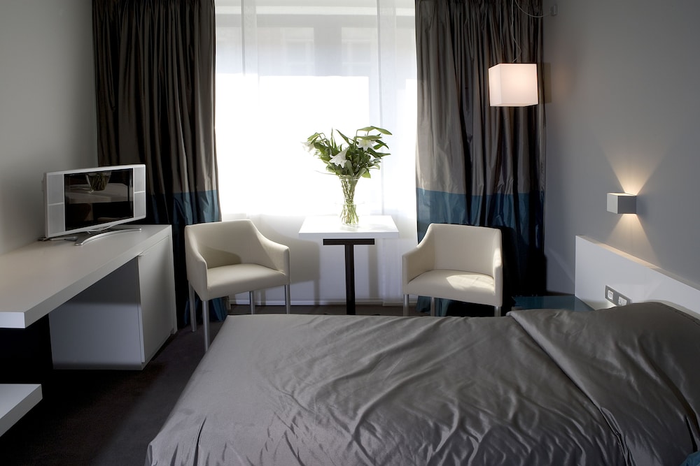 Standard Double Room, 1 Bedroom - Photo 1