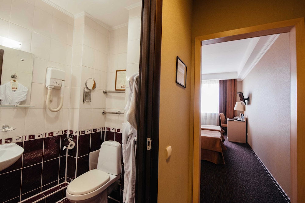 Standard Twin Room photo 2
