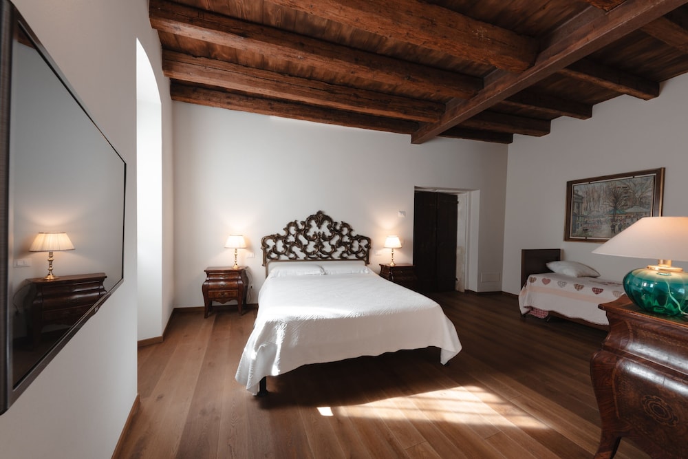 Superior Triple Room (Barocco)