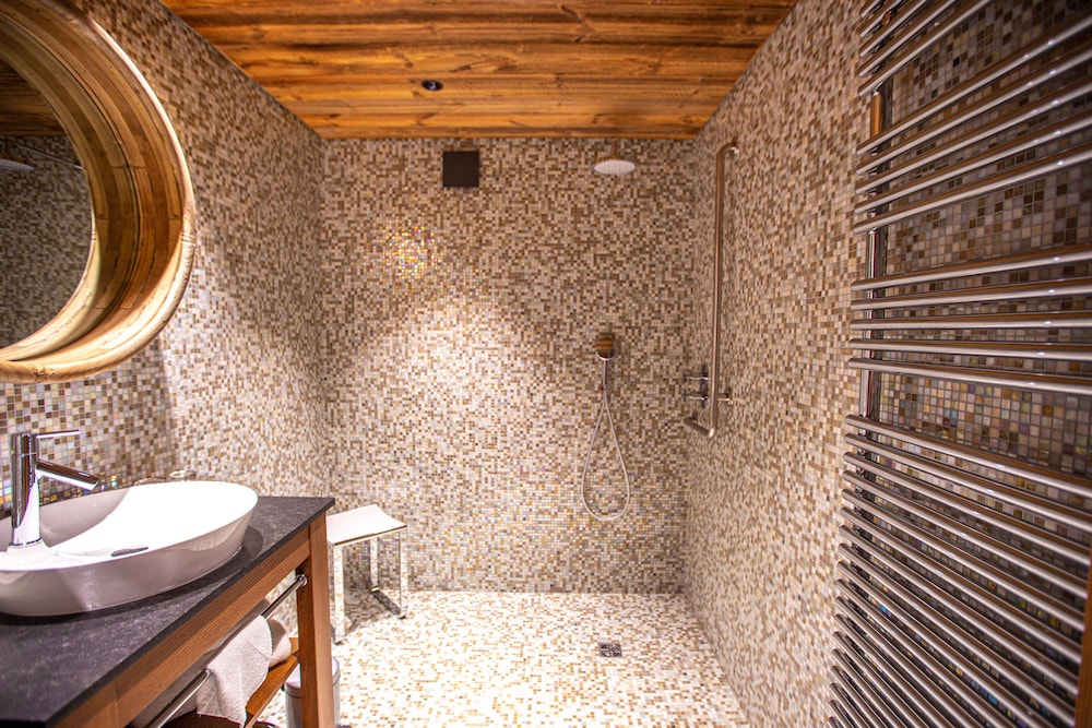 Superior Double Room - Photo 2