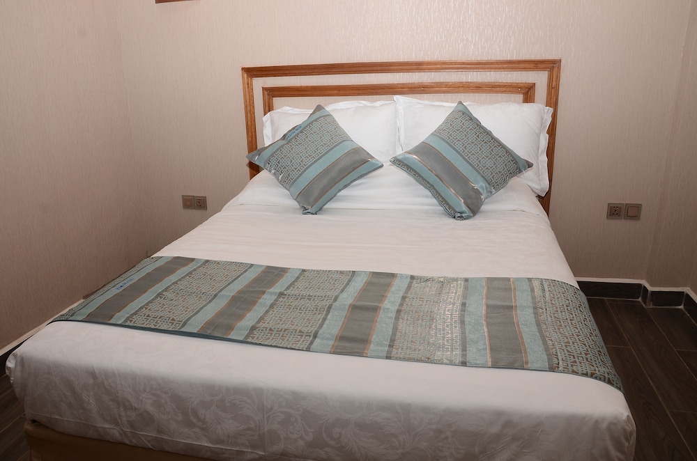 Standard Single Room, 1 King Bed