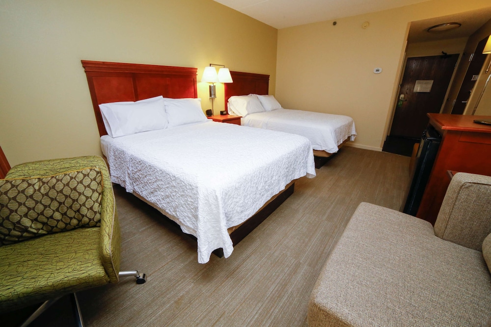Room, 2 Queen Beds, Accessible (Hearing) - Photo 2