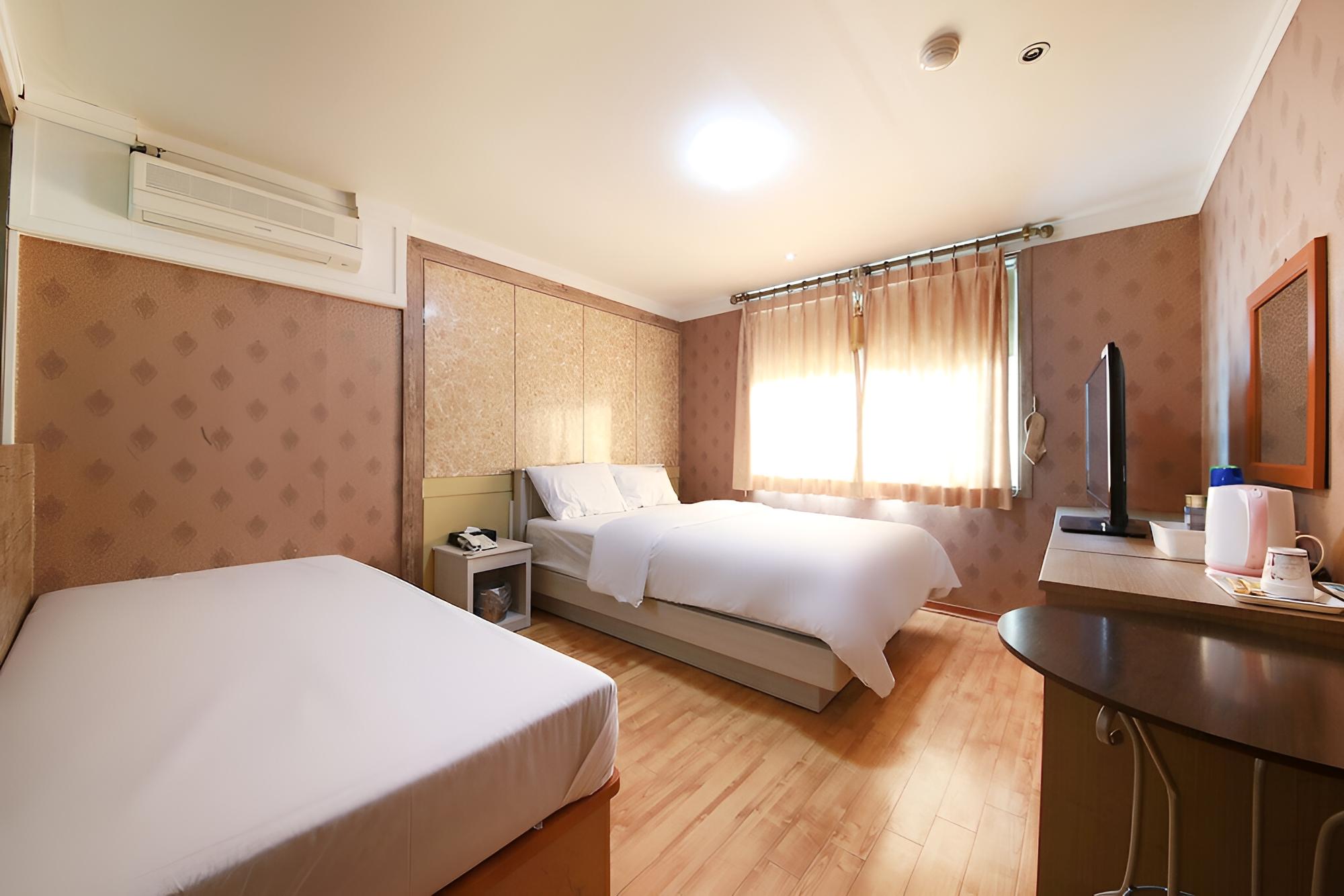 Room (Standard room (twin)) photo 1