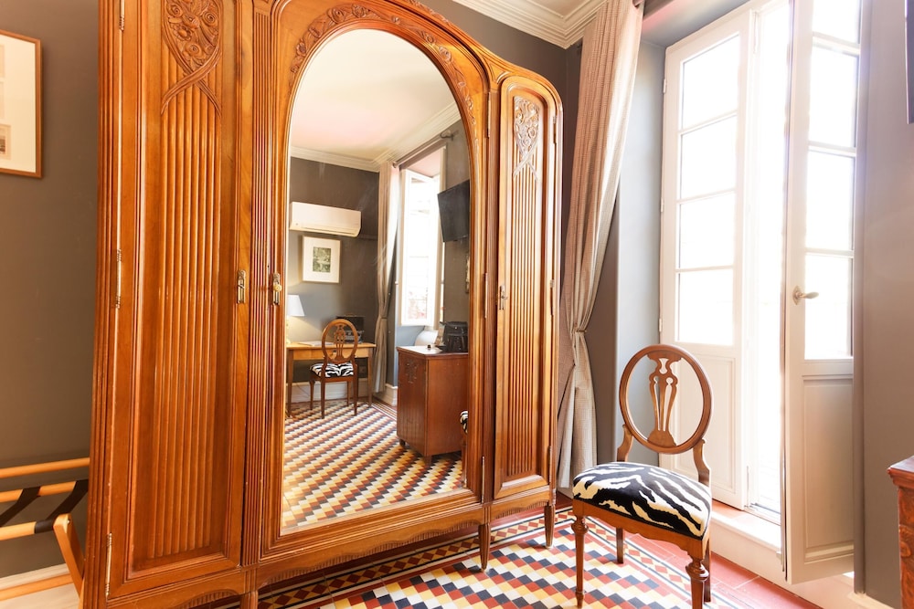 Premium Double Room, Ensuite (Ecrivain) - Photo 4