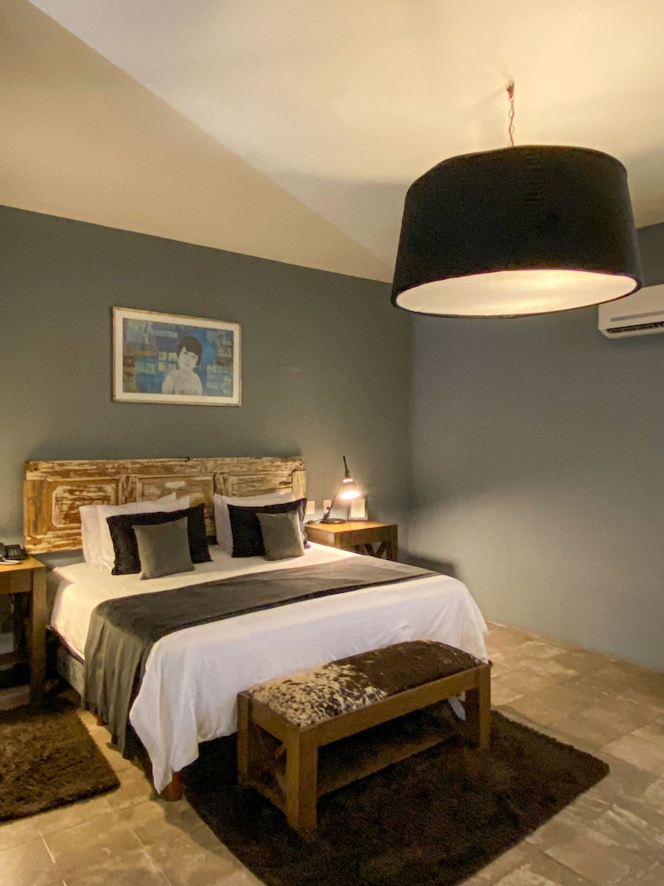 Grand Room photo 1