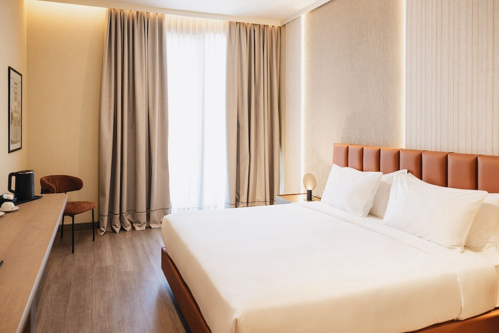 Superior Double Room, Balcony, City View