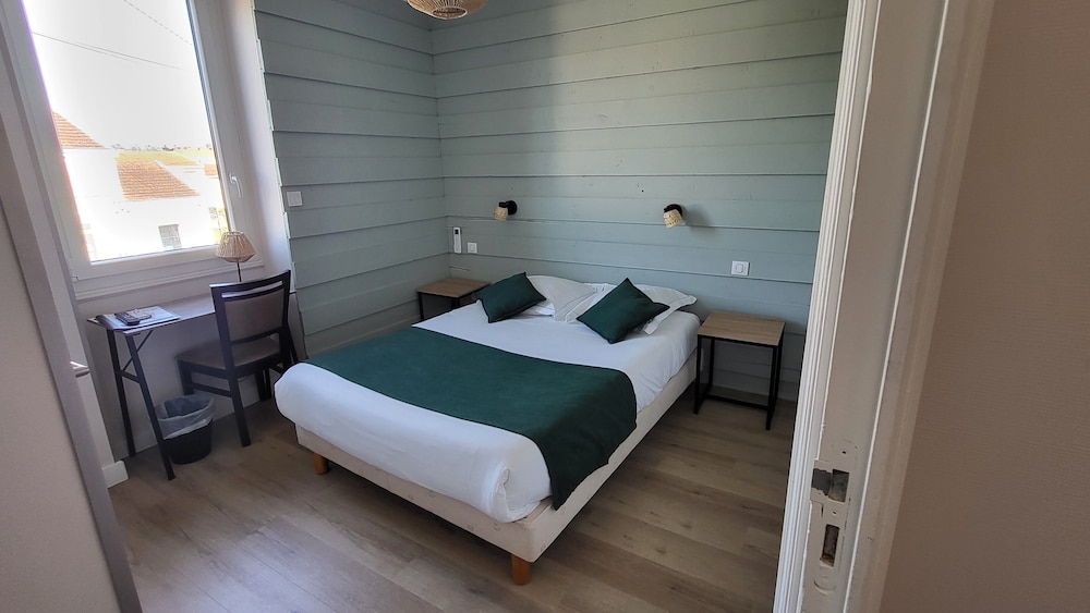 Chambre Double Économique, 1 lit double, vue ville, 2ème étage