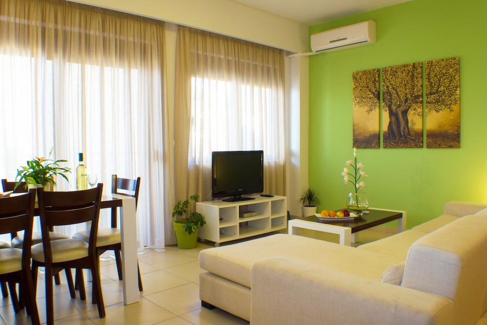 Family Suite, 3 Bedrooms, Poolside