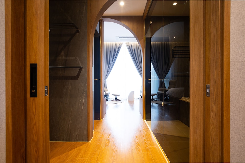 Suite Twin Room - Photo 5