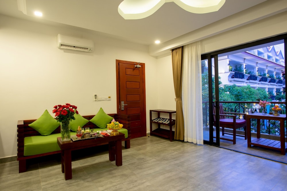 Family Suite, 1 Bedroom, Non Smoking - Photo 2