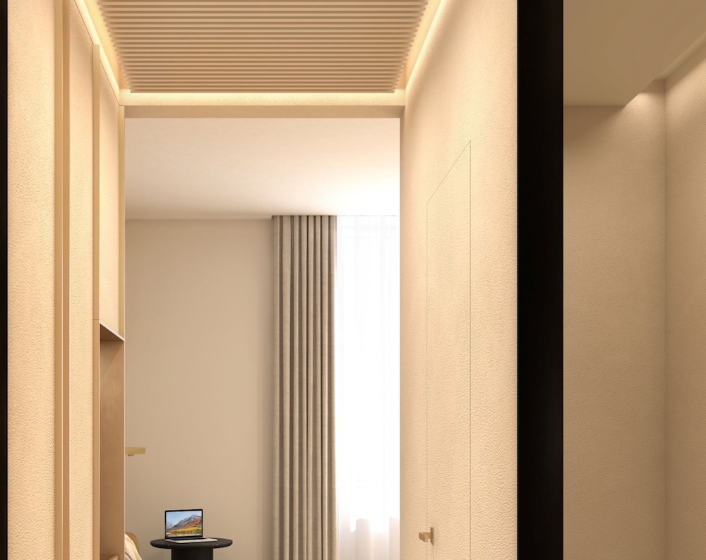 Available room