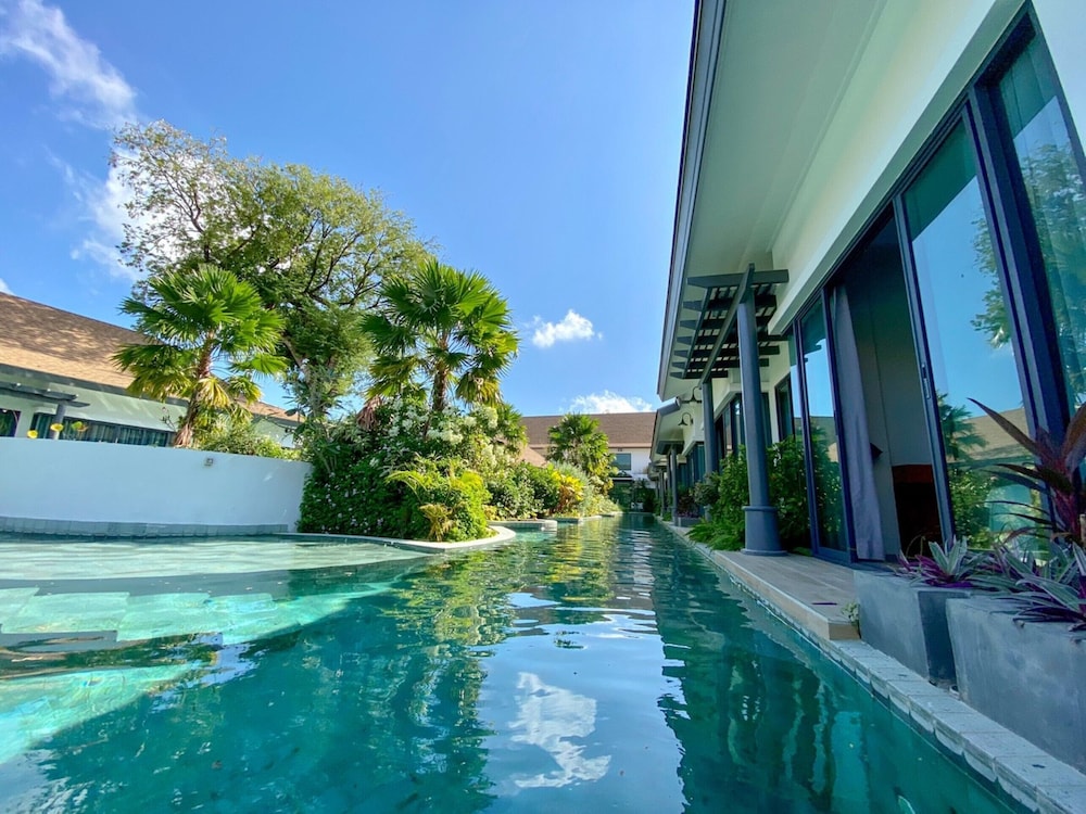 2 Bedrooms Pool Access Villa - Photo 19