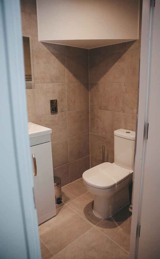 Standard Double Room - Photo 8