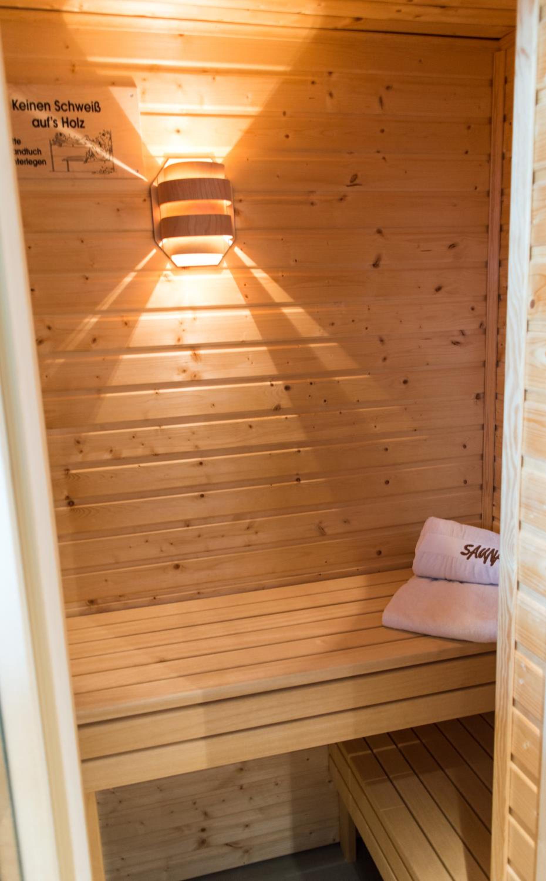 Apartment with Sauna 02