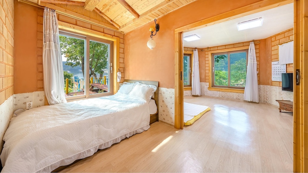 Basic Room, 1 Bedroom (A-Hwhangto) - Photo 1