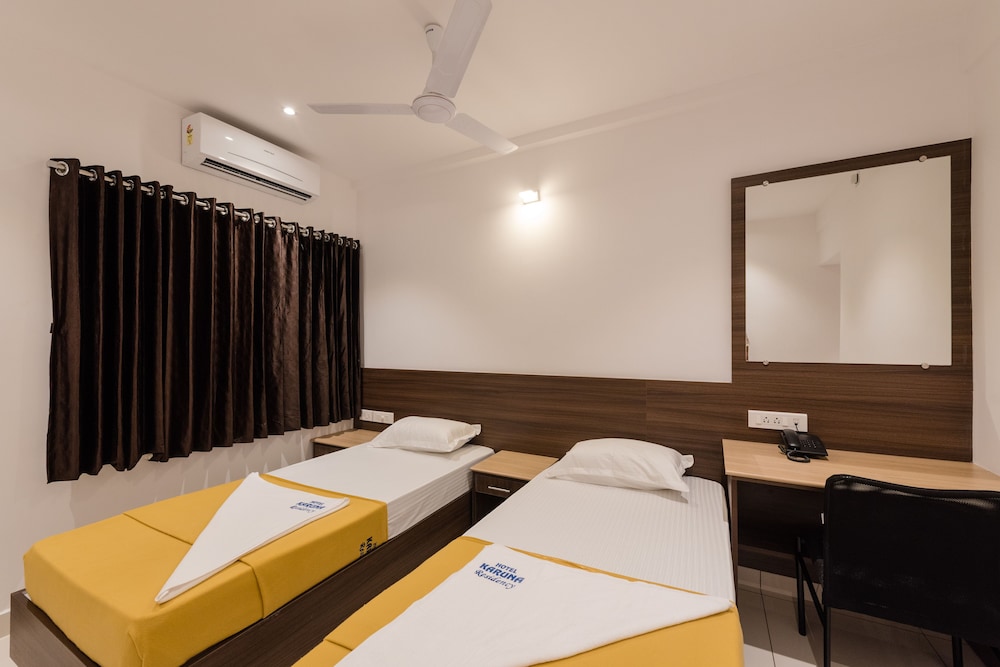 Deluxe Twin Room, 2 Twin Beds photo 3