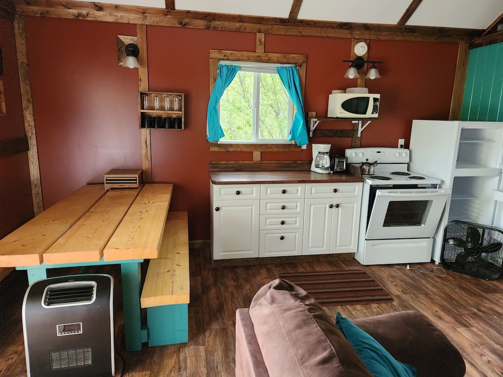 Basic Cottage photo 3