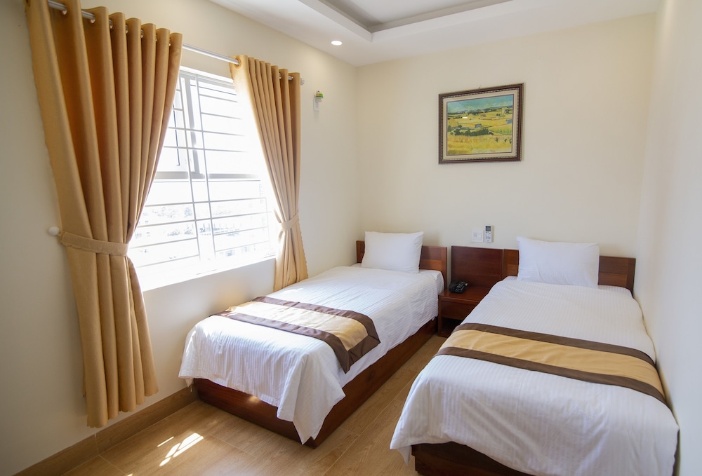 Double or Twin Room - Photo 2